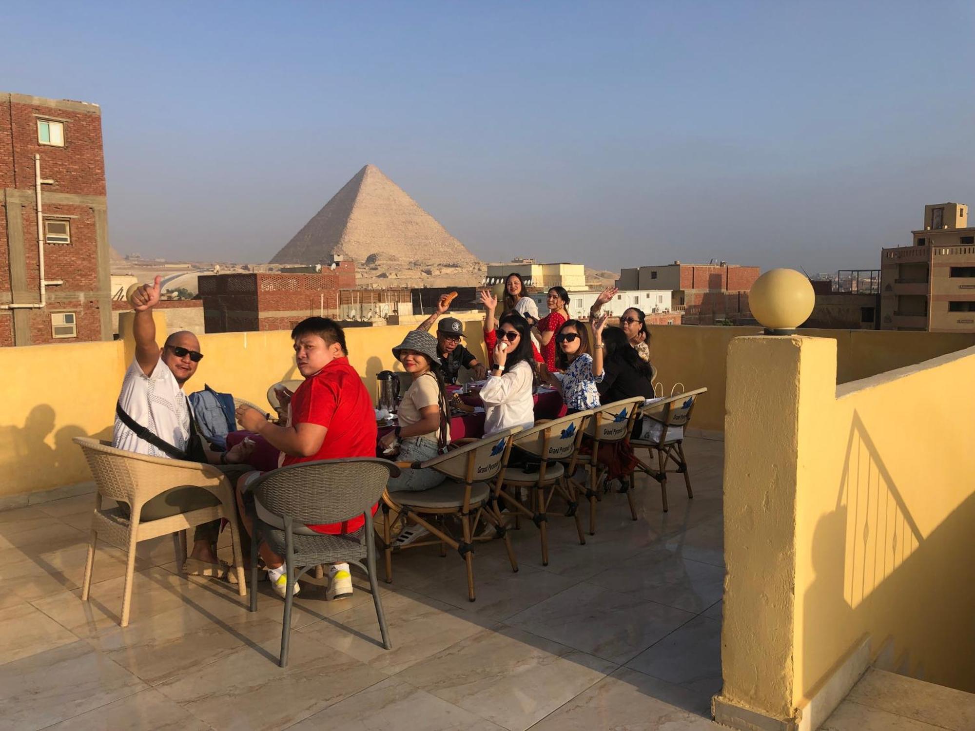 Grand Golden Pyramids View Hotel Kafrat al Jabal Exterior photo